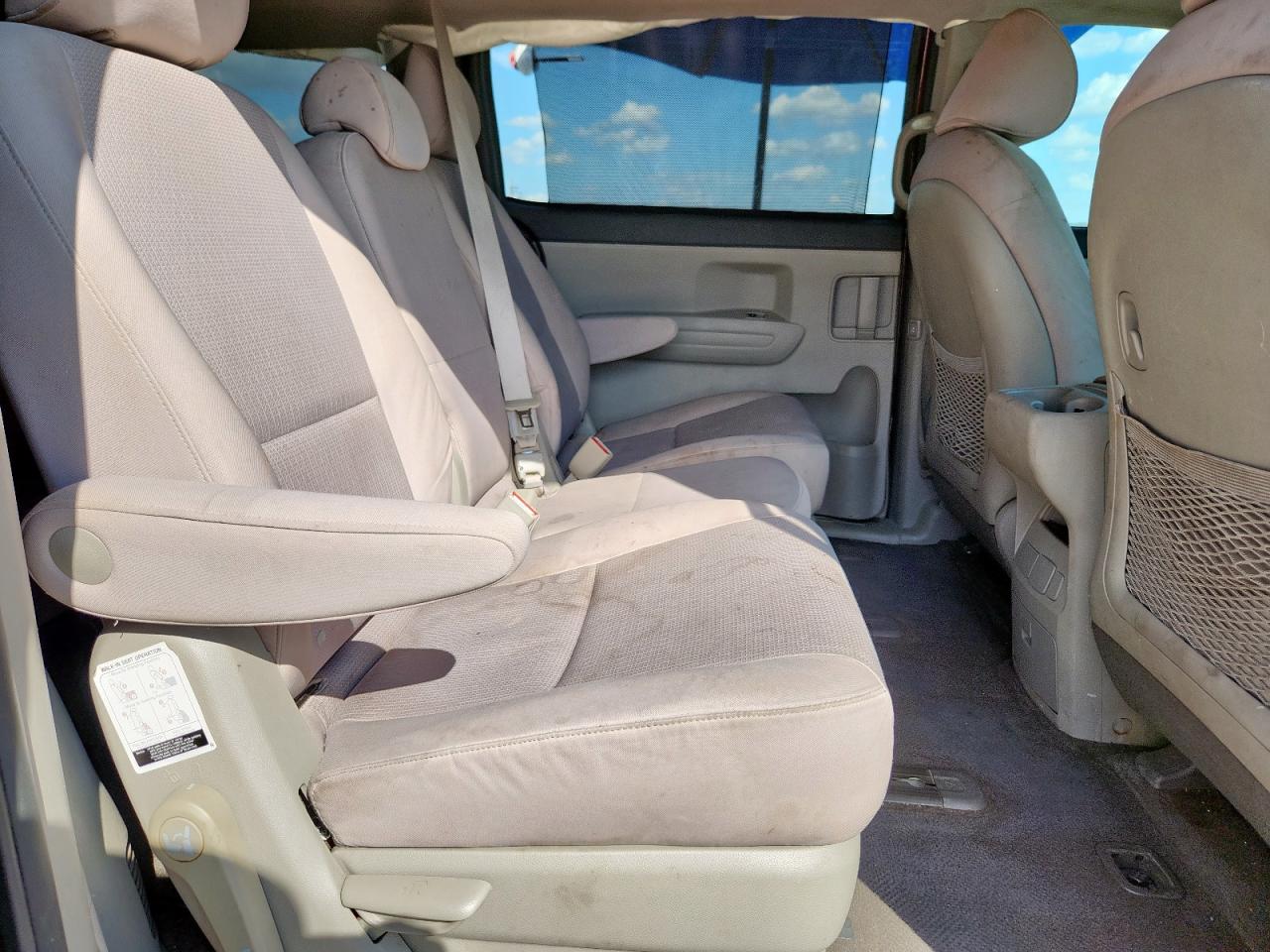 2016 Kia Sedona Lx VIN: KNDMB5C11G6171957 Lot: 81714115