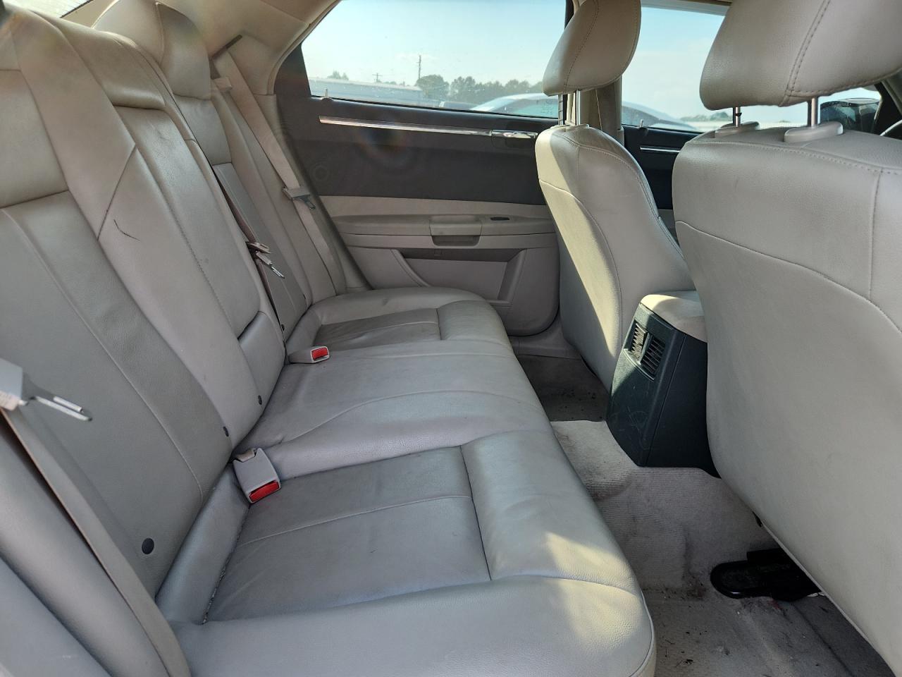 2005 Chrysler 300 Touring VIN: 2C3JA53G75H109425 Lot: 80111095