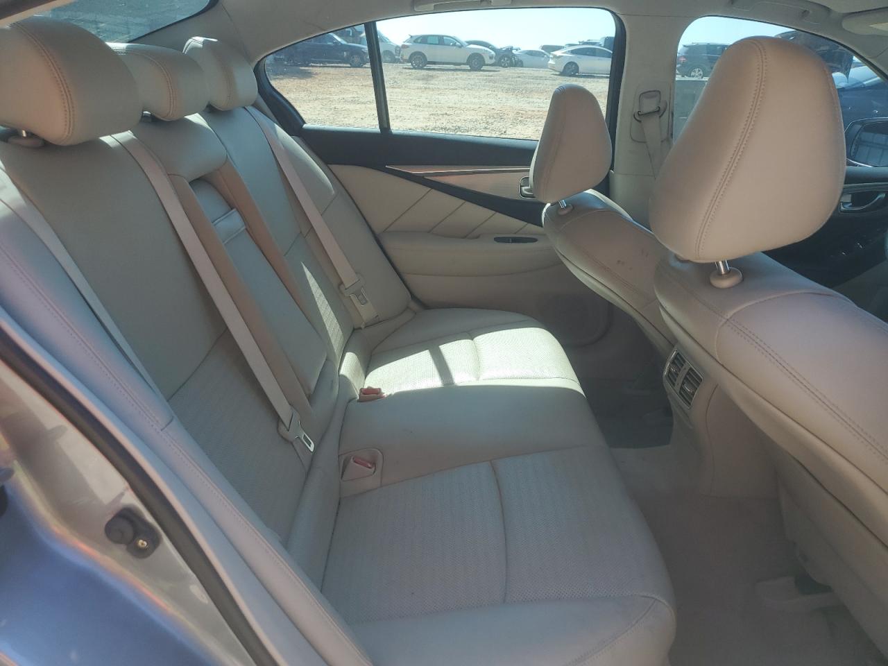 2014 Infiniti Q50 Base VIN: JN1BV7AP4EM670555 Lot: 71978825