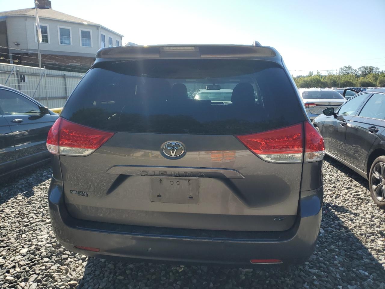 2012 Toyota Sienna Le VIN: 5TDKK3DC9CS184431 Lot: 70537715