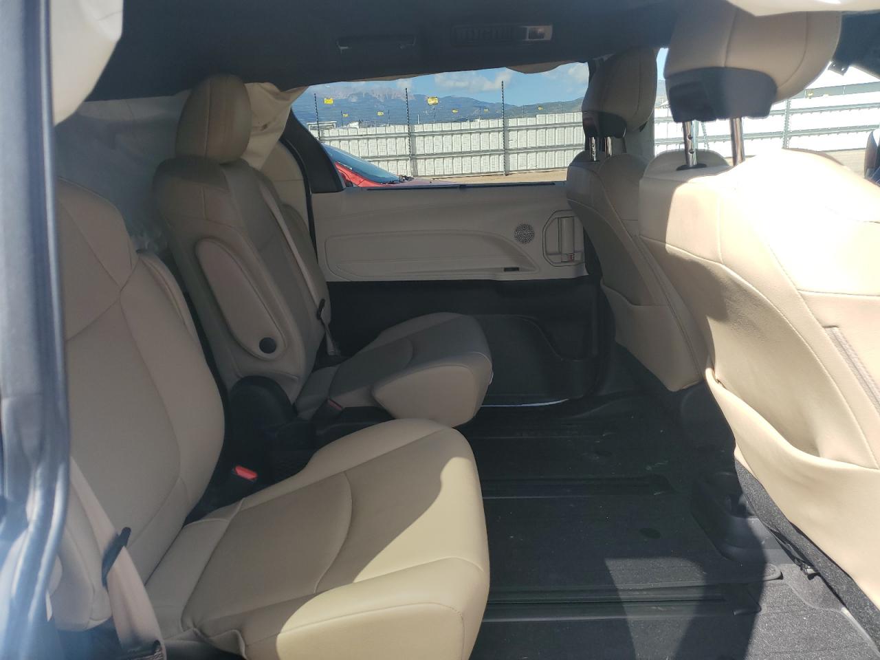 2022 Toyota Sienna Xle VIN: 5TDYSKFCXNS044067 Lot: 81295845