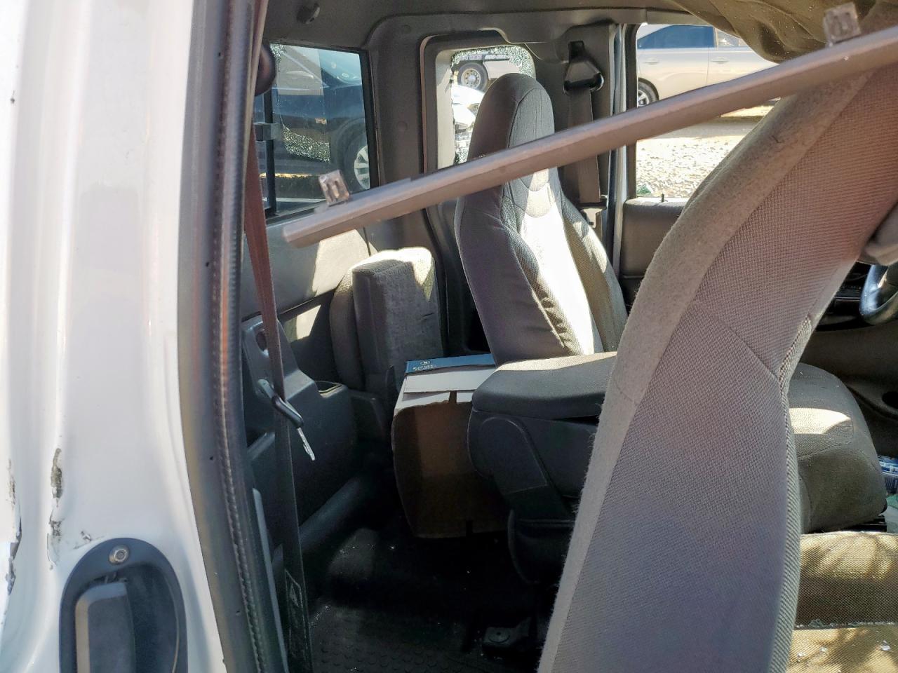 2002 Ford Ranger Super Cab VIN: 1FTZR45E62TA52064 Lot: 81647865