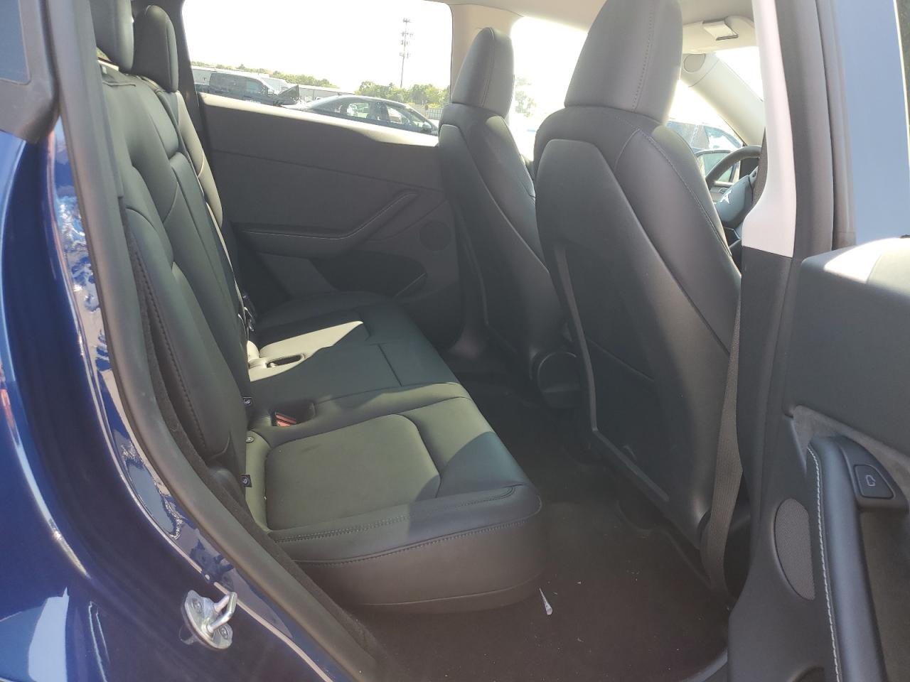 2025 Tesla Model Y VIN: 7SAYGDEEXSA354493 Lot: 72057315