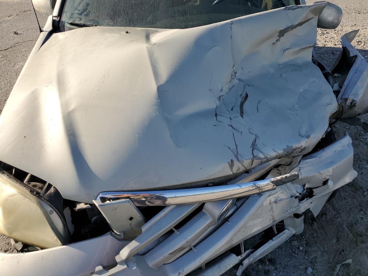 2005 Mazda Tribute I VIN: 4F2YZ02Z95KM32330 Lot: 80408655