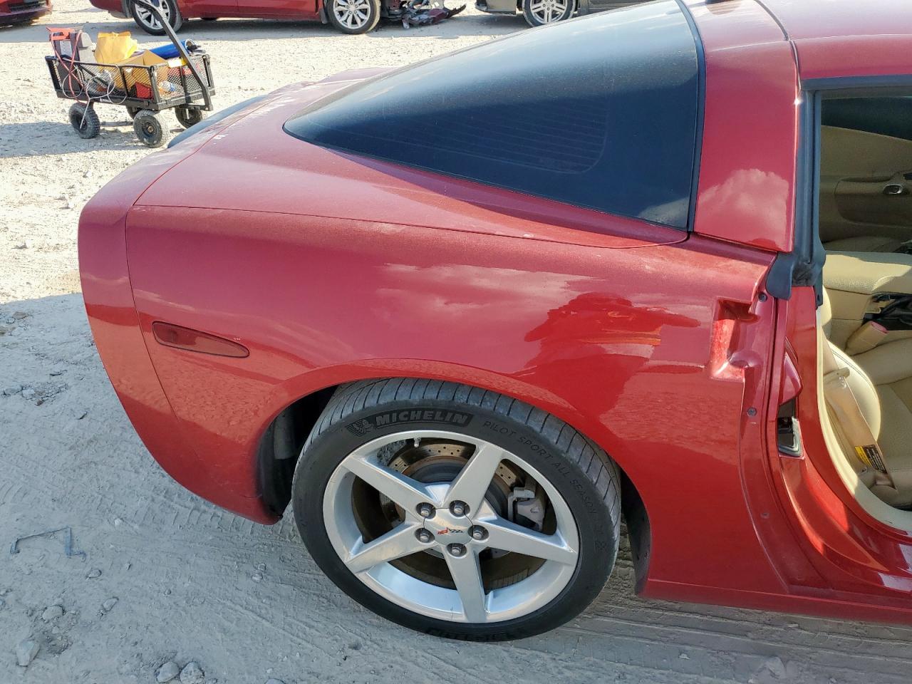 2005 Chevrolet Corvette VIN: 1G1YY24U355108782 Lot: 81980805