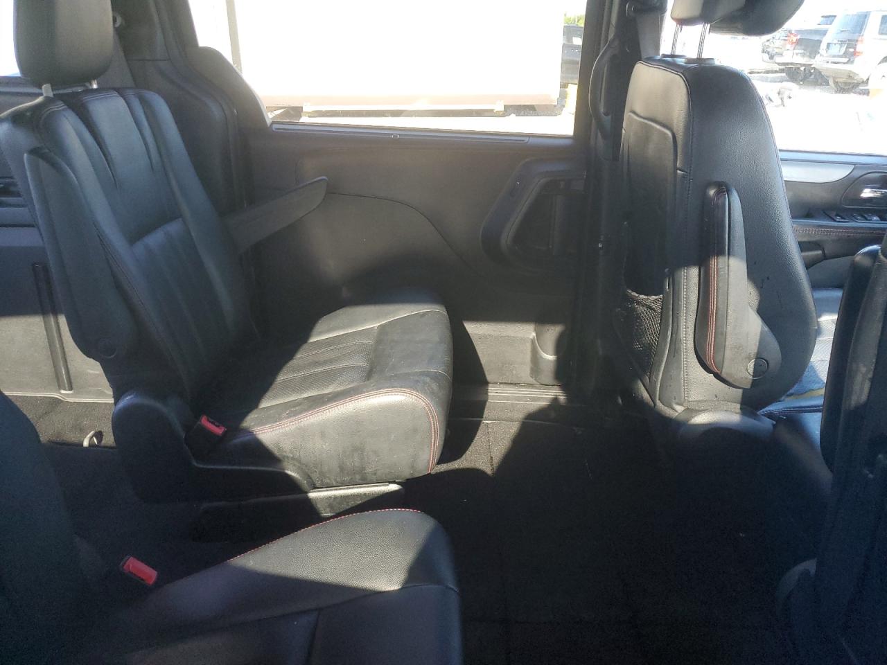 2018 Dodge Grand Caravan Gt VIN: 2C4RDGEG1JR221446 Lot: 81626835