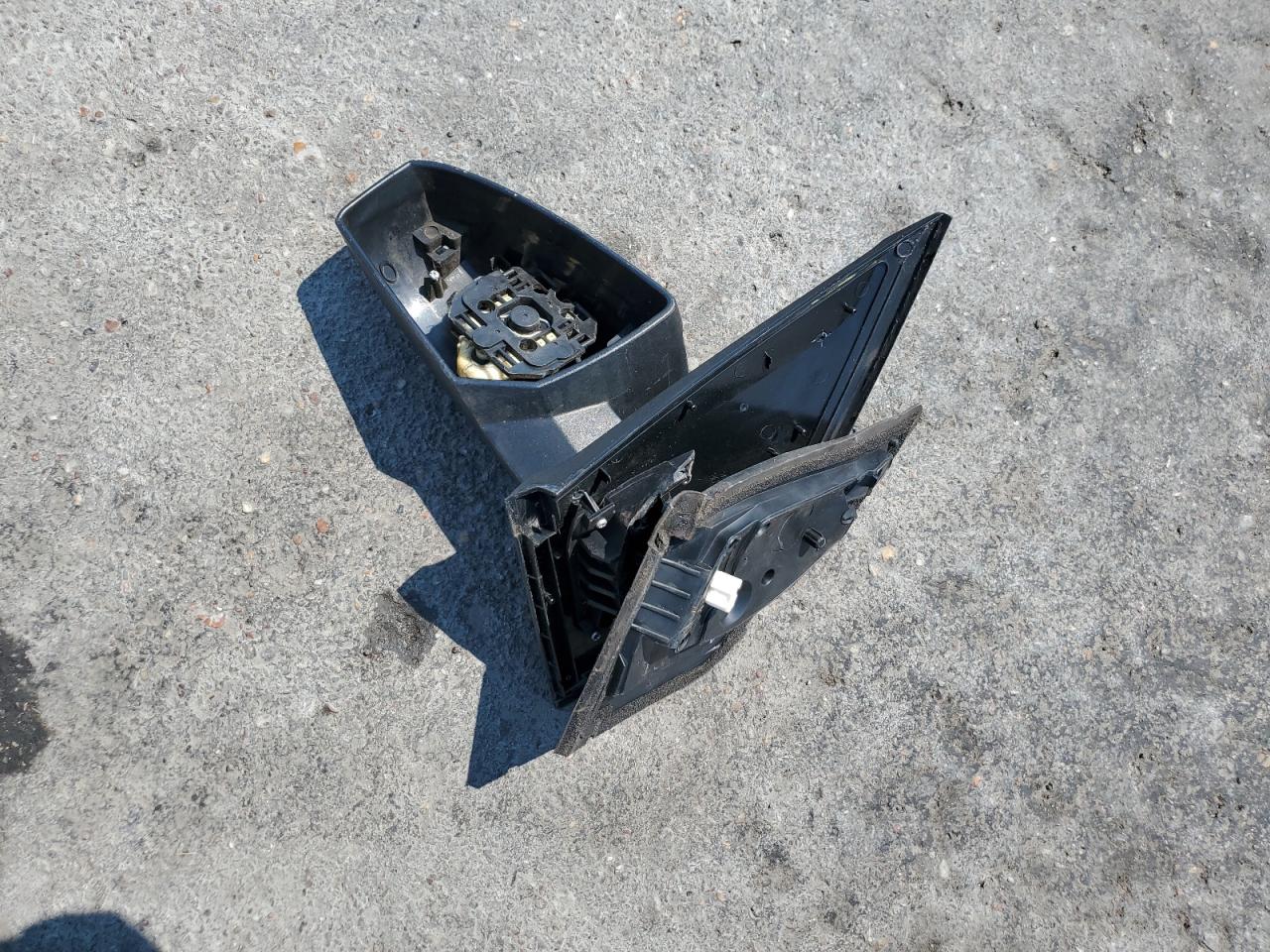 2009 Nissan Sentra 2.0 VIN: 3N1AB61E69L617773 Lot: 80748385