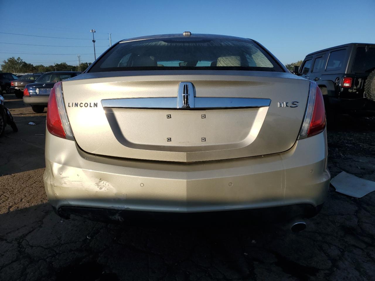 2010 Lincoln Mks VIN: 1LNHL9DR1AG605415 Lot: 81888485