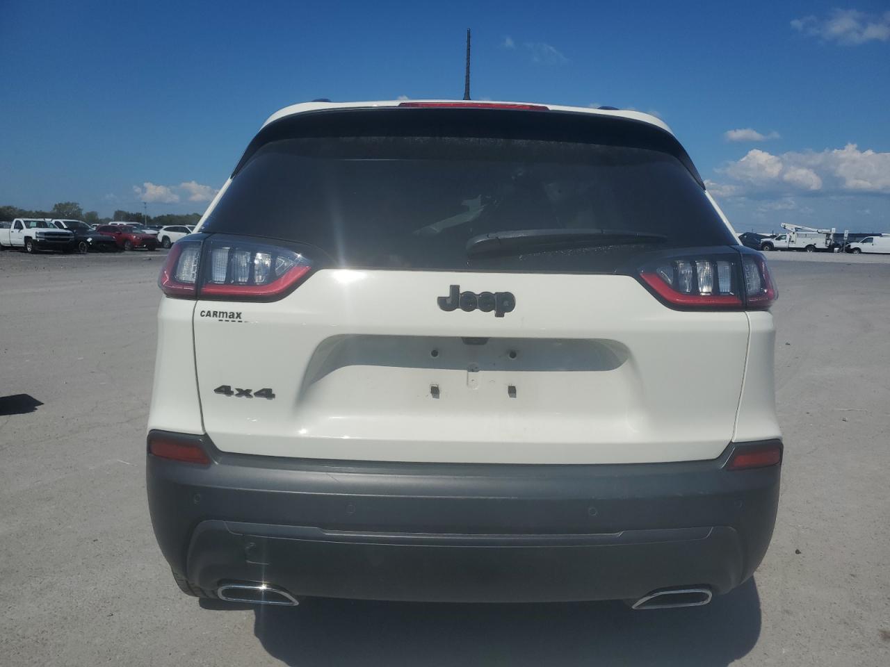 2019 Jeep Cherokee Latitude Plus VIN: 1C4PJMLX6KD485879 Lot: 83935975