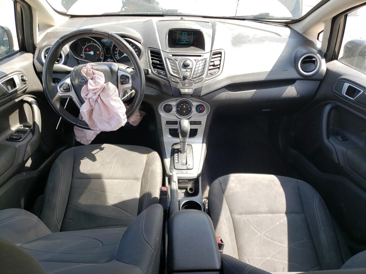 2015 Ford Fiesta Se VIN: 3FADP4BJ5FM181697 Lot: 71070925