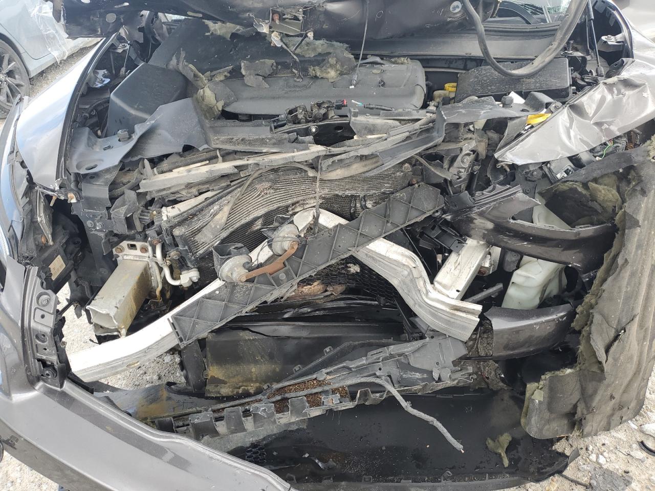 2015 Jeep Cherokee Latitude VIN: 1C4PJMCS2FW564528 Lot: 71166165