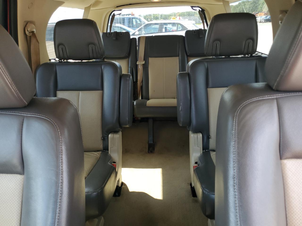 2007 Ford Expedition El Eddie Bauer VIN: 1FMFK18557LA88588 Lot: 81276405