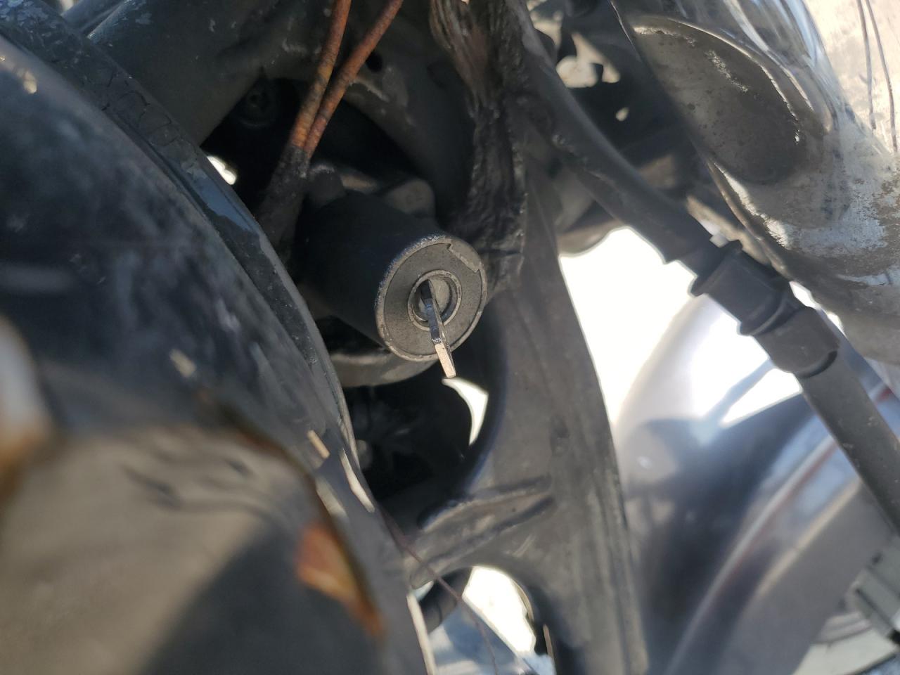 2005 Yamaha Xvs65 Base VIN: JYAVM01E55A084155 Lot: 81120705