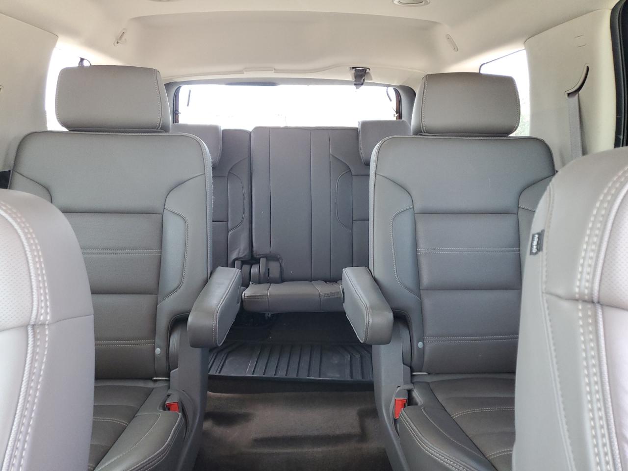 2015 GMC Yukon Denali VIN: 1GKS2CKJ2FR677490 Lot: 81409045