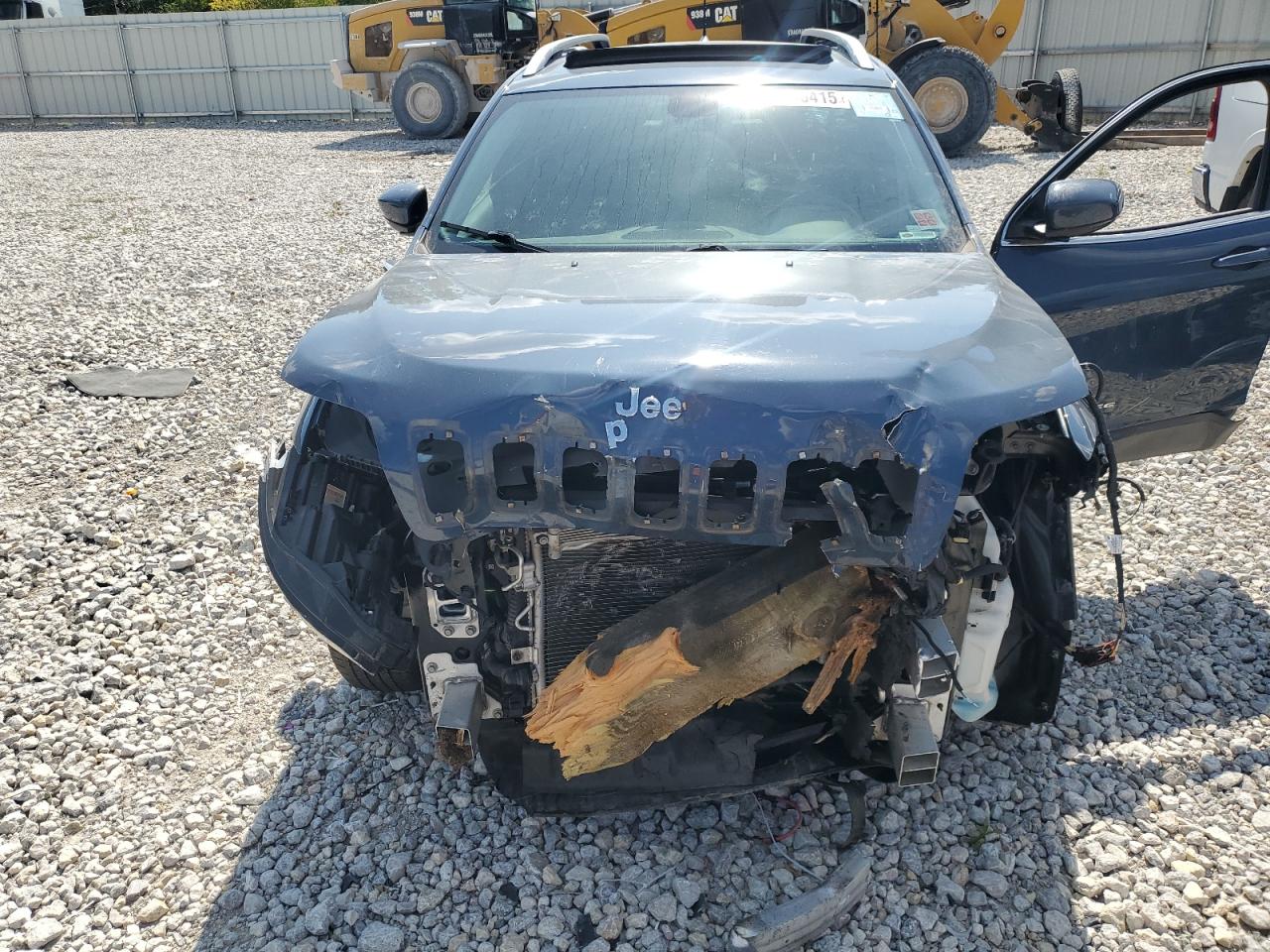 2019 Jeep Cherokee Limited VIN: 1C4PJMDN0KD392076 Lot: 71640415