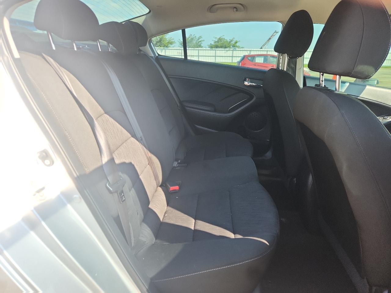 2016 Kia Forte Lx VIN: KNAFK4A65G5569919 Lot: 70676235