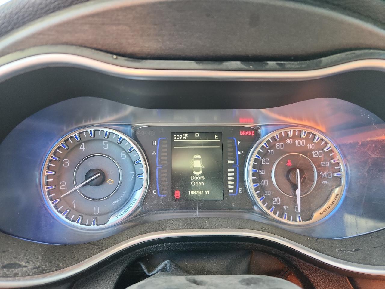 2016 Chrysler 200 Limited VIN: 1C3CCCAB7GN141056 Lot: 81368995