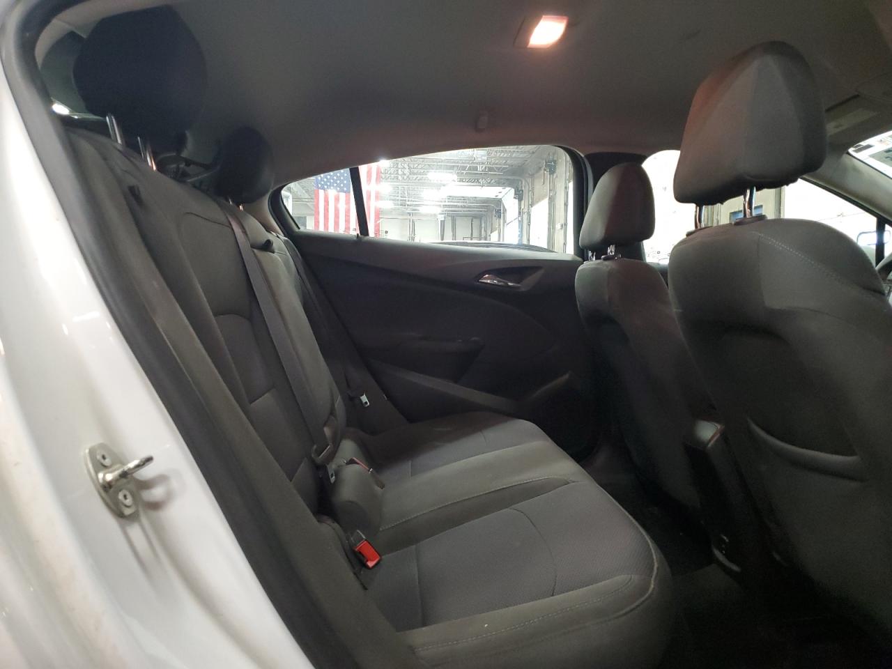 2018 Chevrolet Cruze Lt VIN: 3G1BE6SM0JS651063 Lot: 80057975