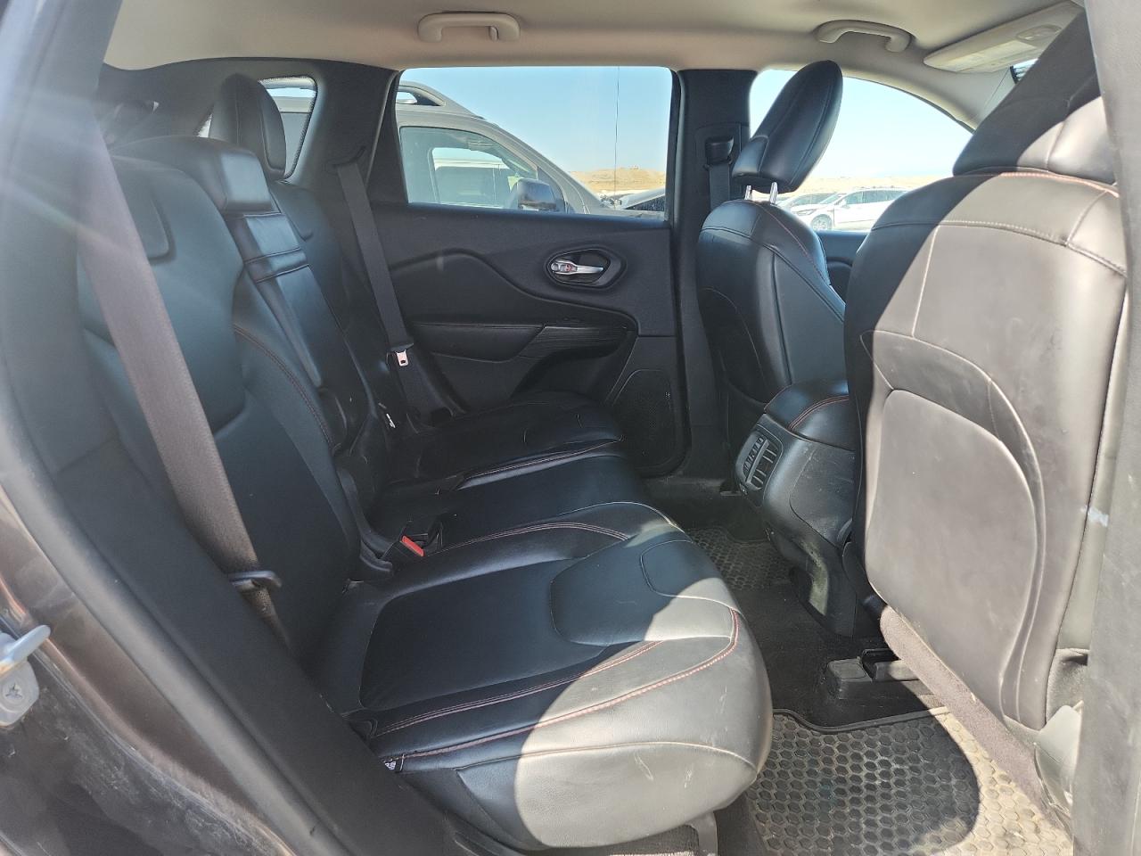 2015 Jeep Cherokee Trailhawk VIN: 1C4PJMBS5FW593944 Lot: 80759055