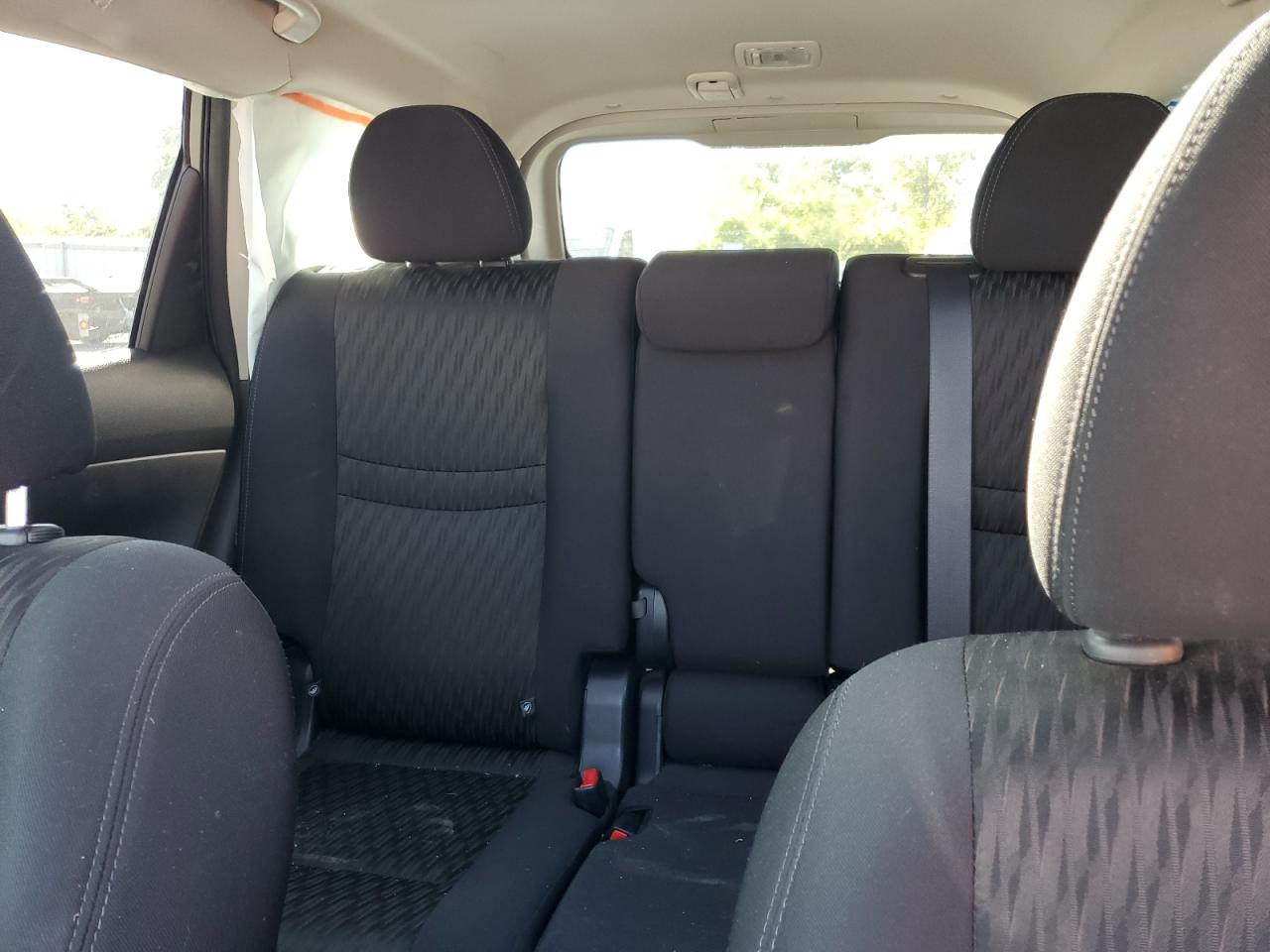 2018 Nissan Rogue S VIN: 5N1AT2MV6JC749006 Lot: 83932815