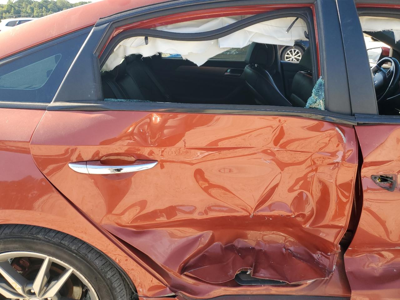 2015 Hyundai Sonata Sport VIN: 5NPE34AB0FH243288 Lot: 80220015