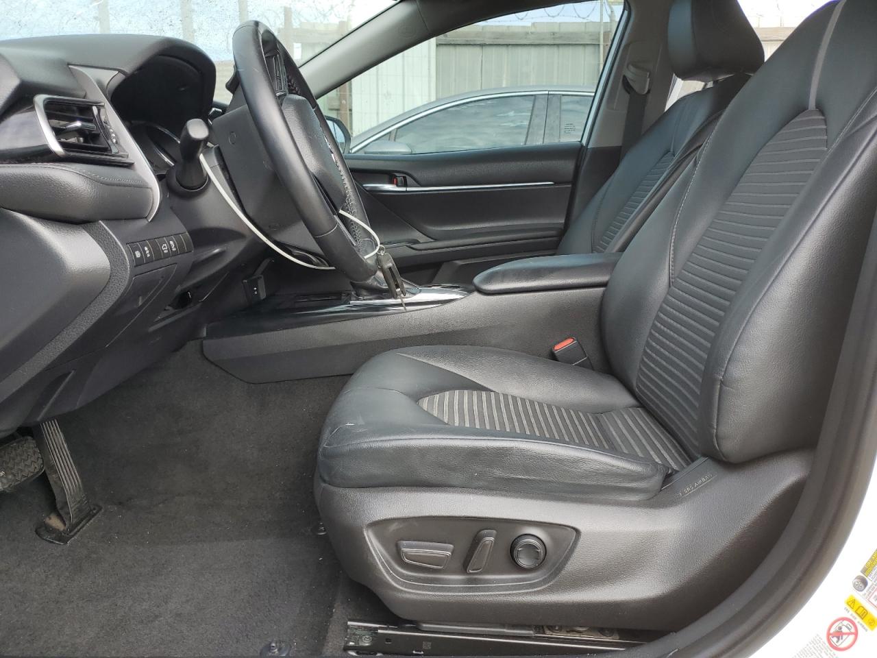 2019 Toyota Camry L VIN: 4T1B11HK4KU746525 Lot: 82097725