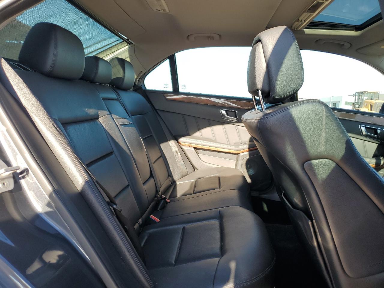 2012 Mercedes-Benz E 350 VIN: WDDHF5KB0CA643840 Lot: 80685135