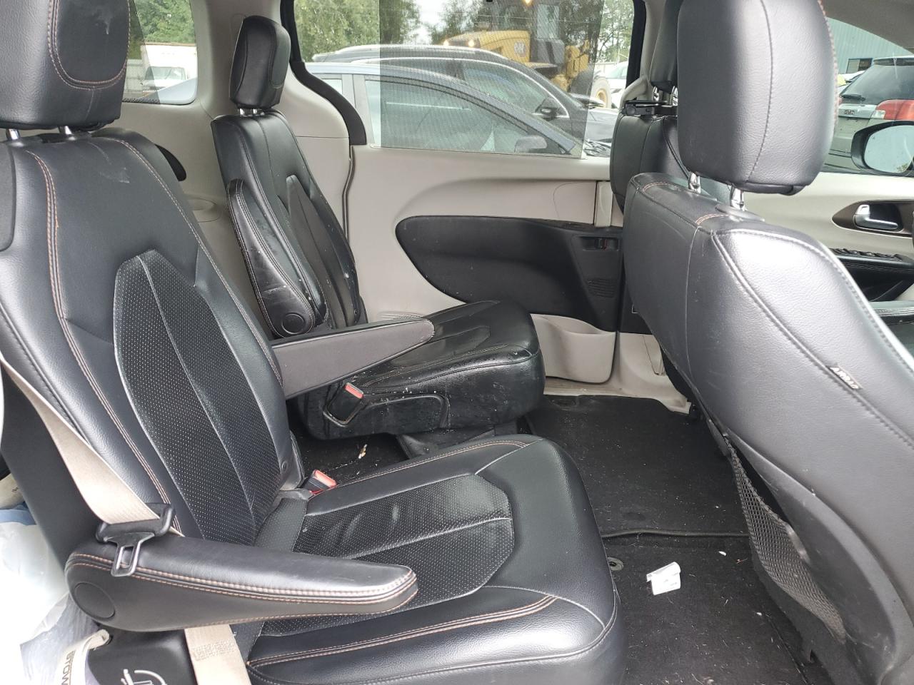 2018 Chrysler Pacifica Touring L VIN: 2C4RC1BG9JR124516 Lot: 71738455