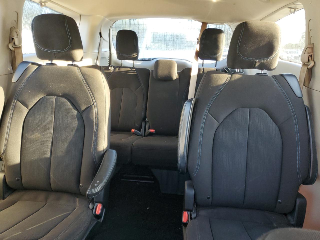 2021 Chrysler Pacifica Touring VIN: 2C4RC1FG9MR556537 Lot: 80868655