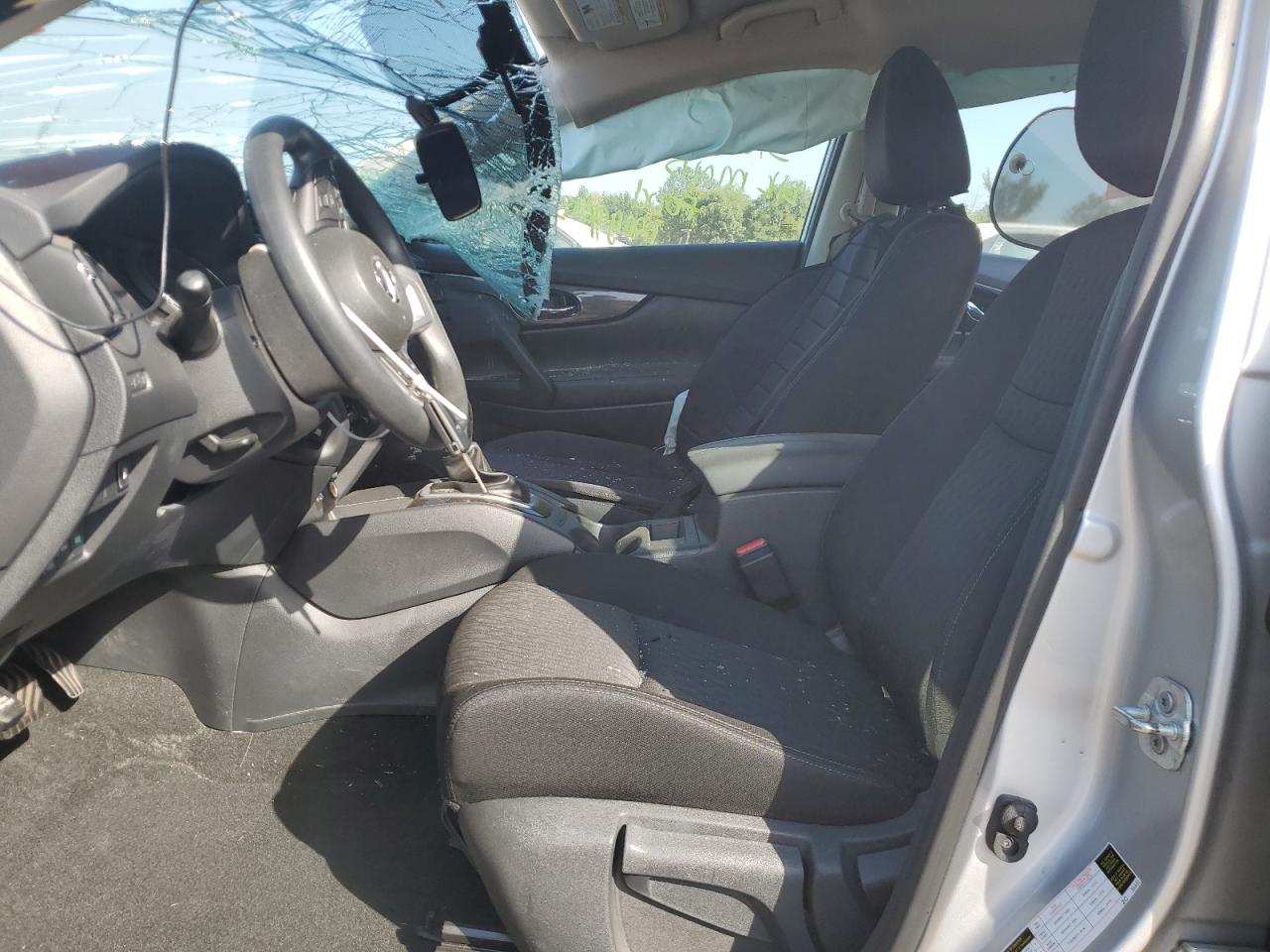 2018 Nissan Rogue S VIN: KNMAT2MVXJP570111 Lot: 80915785