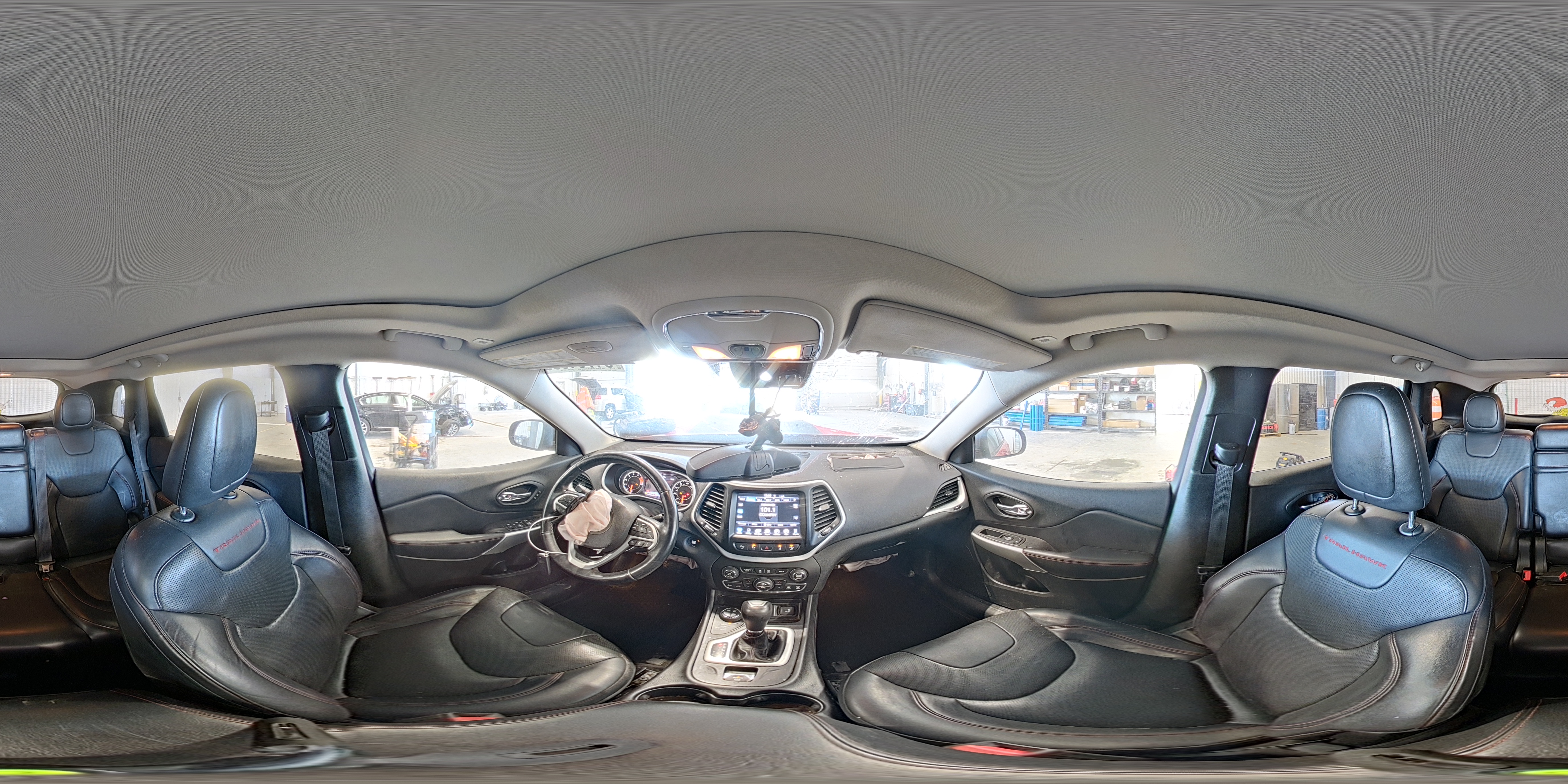 2018 Jeep Cherokee Trailhawk VIN: 1C4PJMBX4JD597242 Lot: 81761855