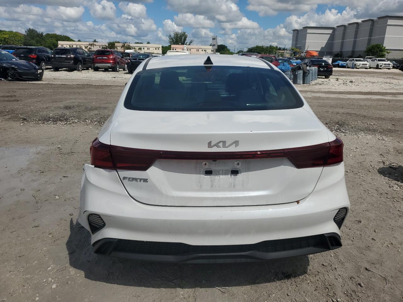 2024 Kia Forte Lx VIN: 3KPF24AD5RE707340 Lot: 81382395