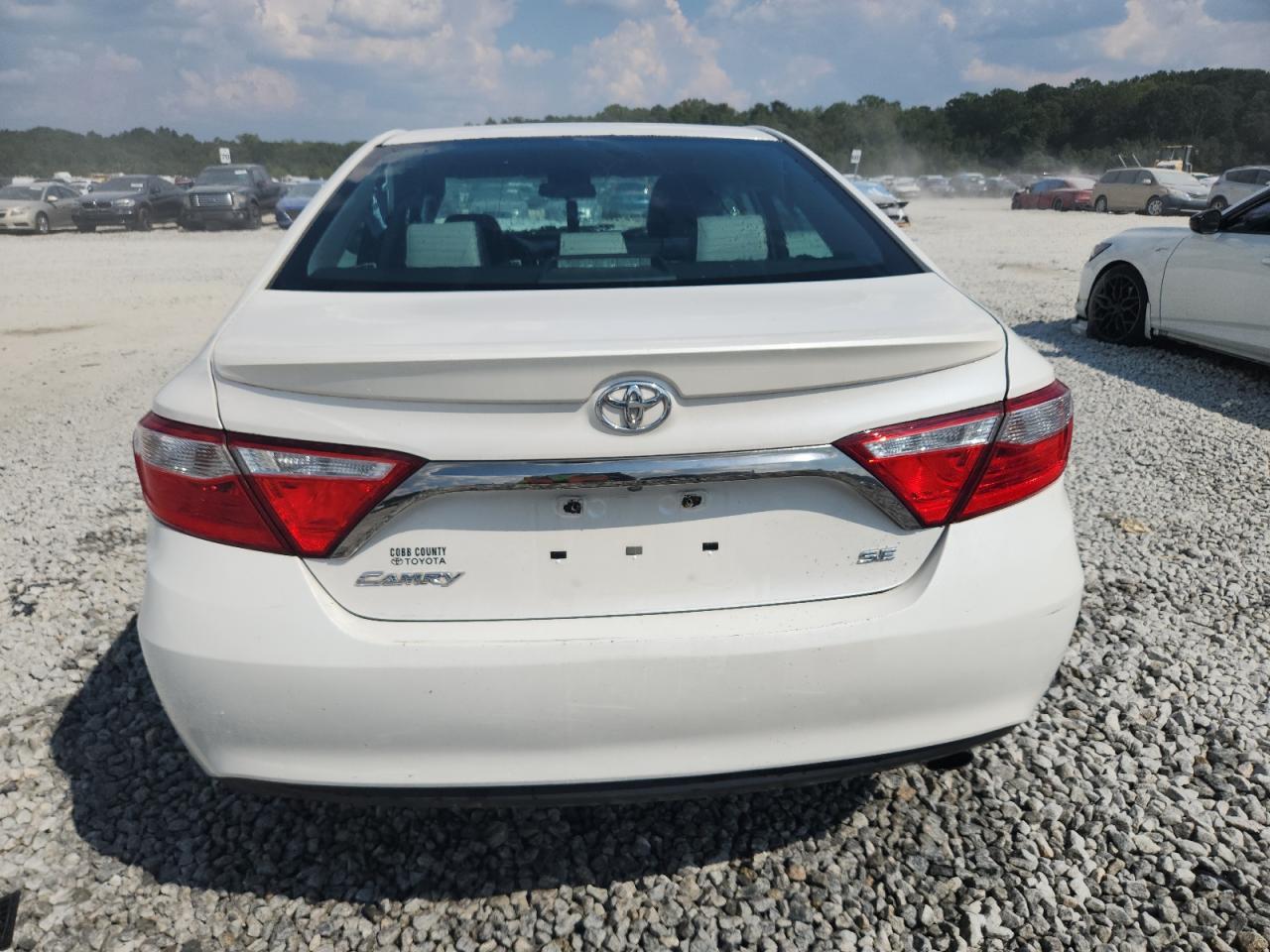 2015 Toyota Camry Le VIN: 4T1BF1FK1FU049730 Lot: 81471575
