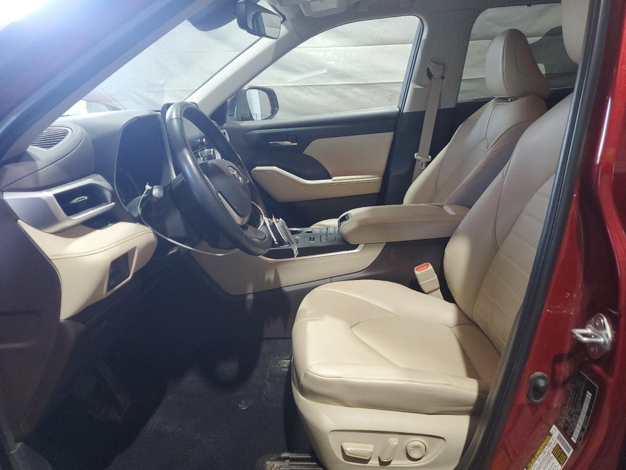 2022 Toyota Highlander Xle VIN: 5TDHZRBH5NS564053 Lot: 71479655