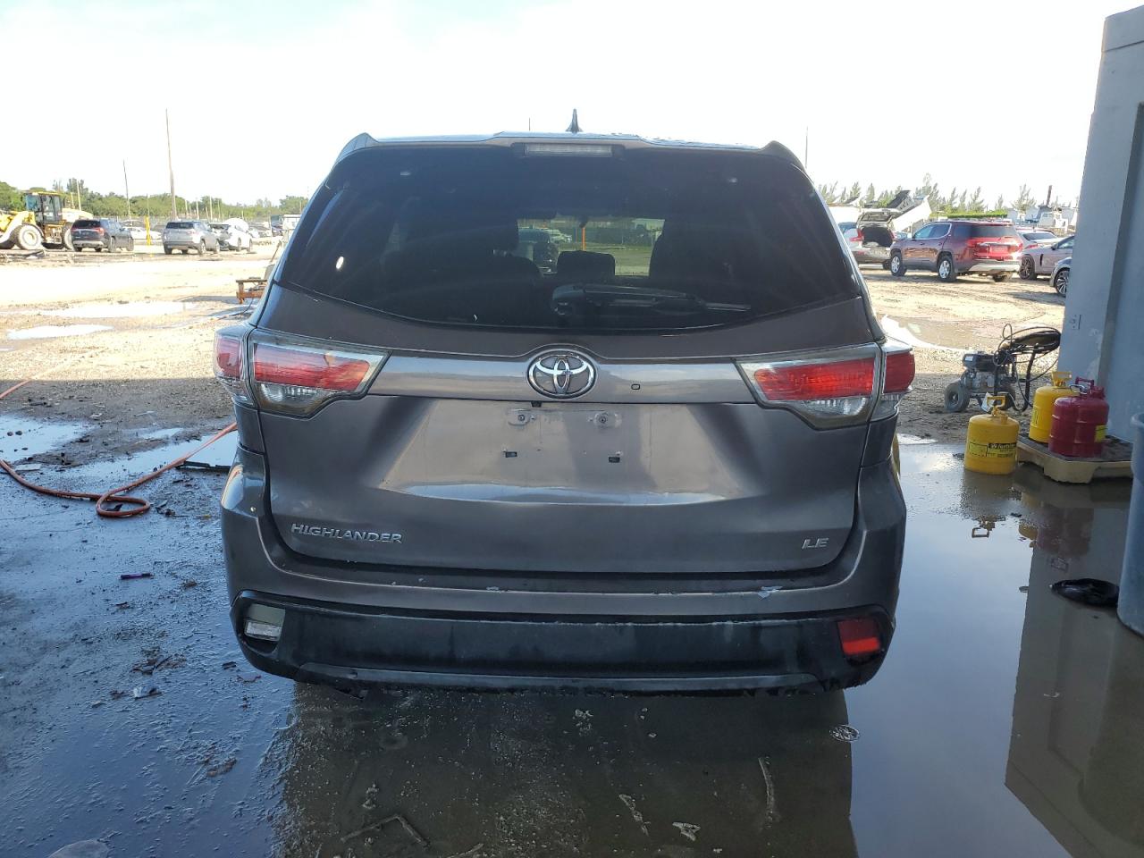 2014 Toyota Highlander Le VIN: 5TDZKRFHXES005780 Lot: 84424825