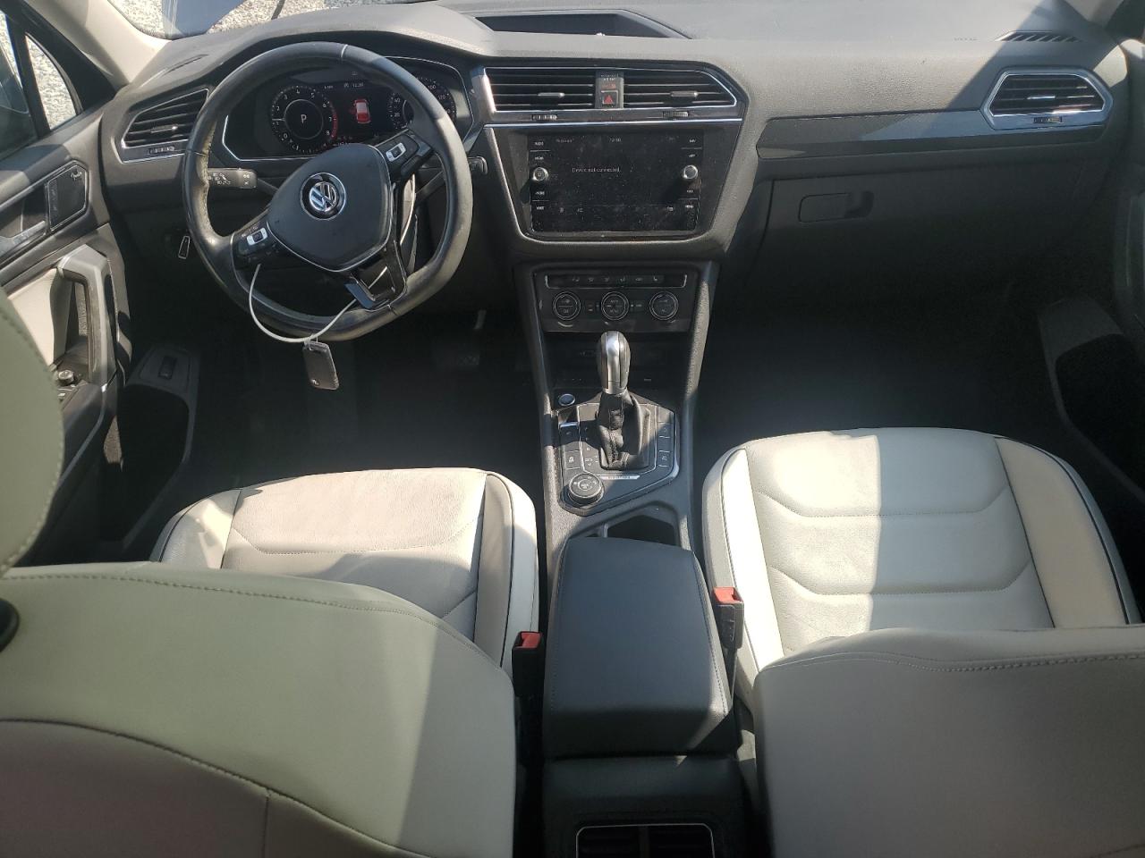 2018 Volkswagen Tiguan Sel Premium VIN: 3VV4B7AX3JM185323 Lot: 81655495