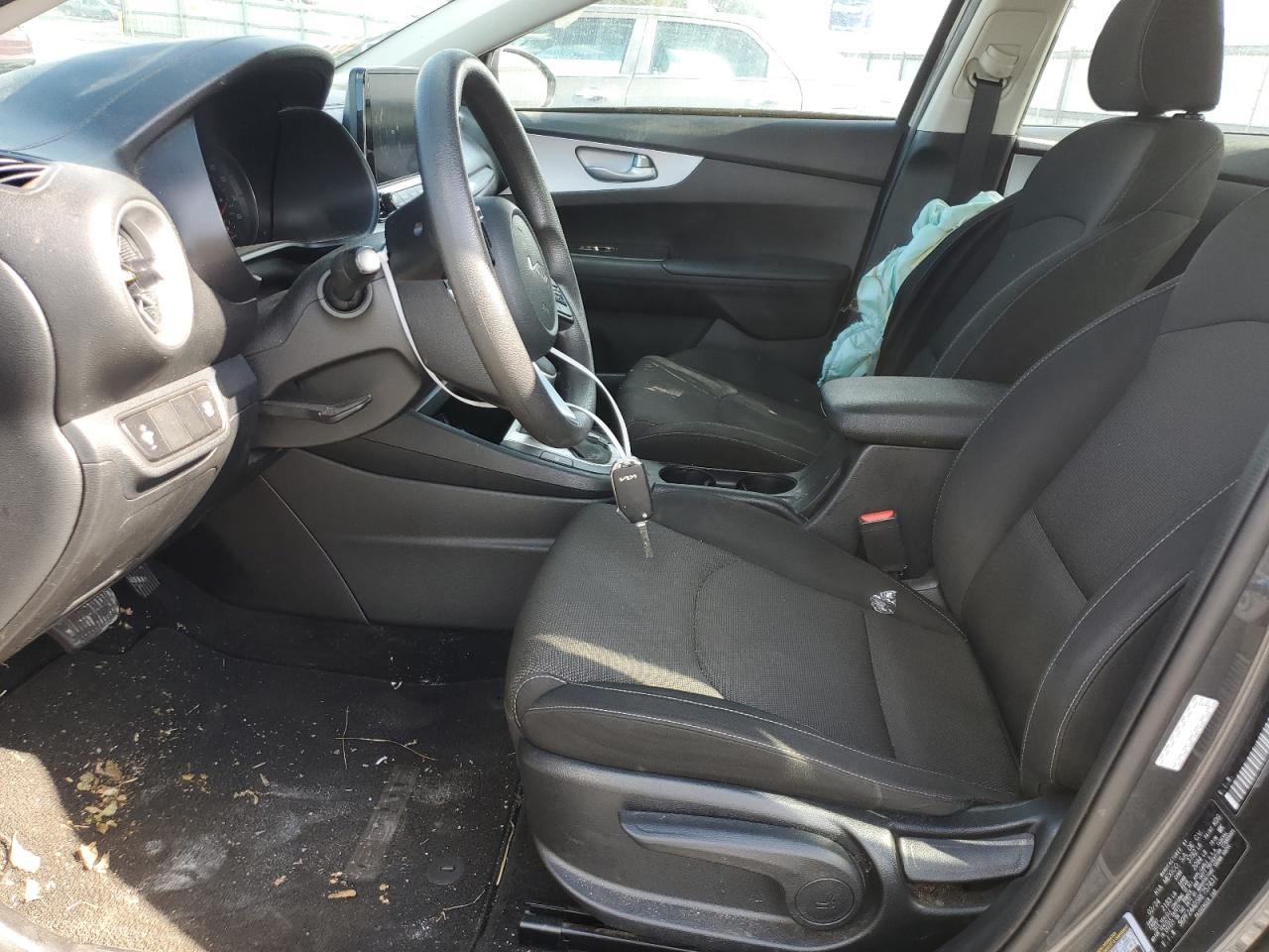 2024 Kia Forte Lx VIN: 3KPF24AD5RE757431 Lot: 81840935