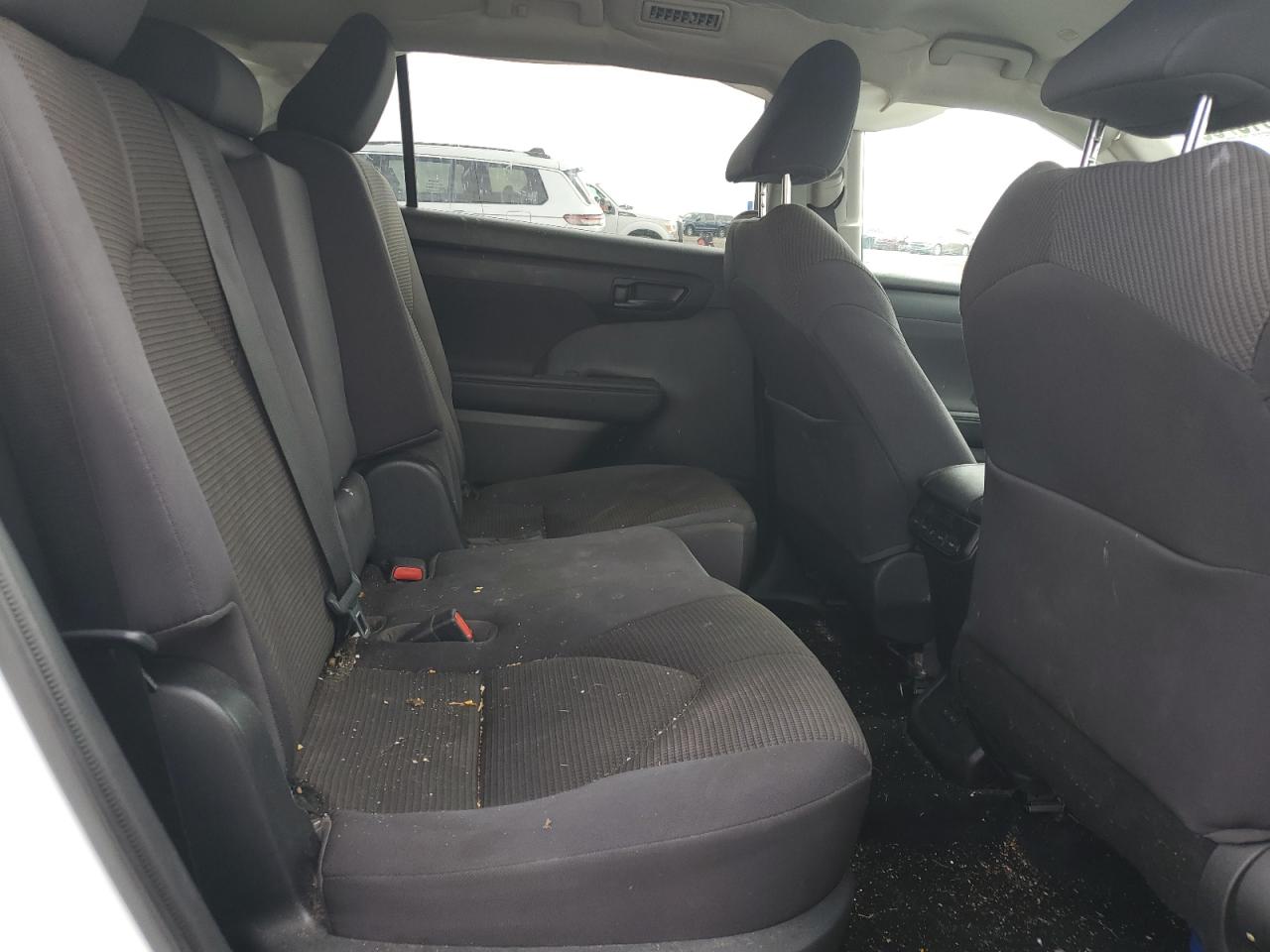 2022 Toyota Highlander L VIN: 5TDBZRBHXNS592498 Lot: 80610755