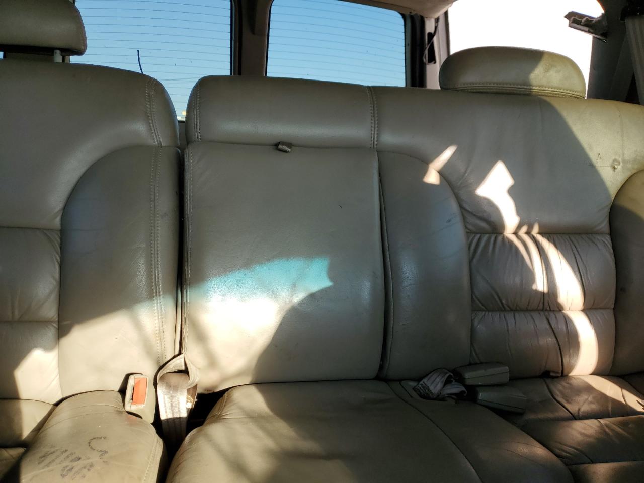 1999 Chevrolet Tahoe K1500 VIN: 1GNEK13R9XJ377602 Lot: 81850215