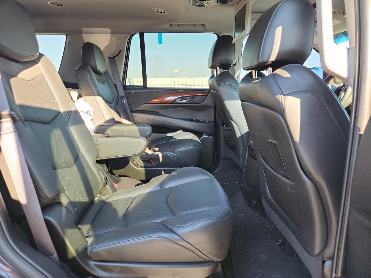 2016 Cadillac Escalade Luxury VIN: 1GYS3BKJ3GR292566 Lot: 71089605