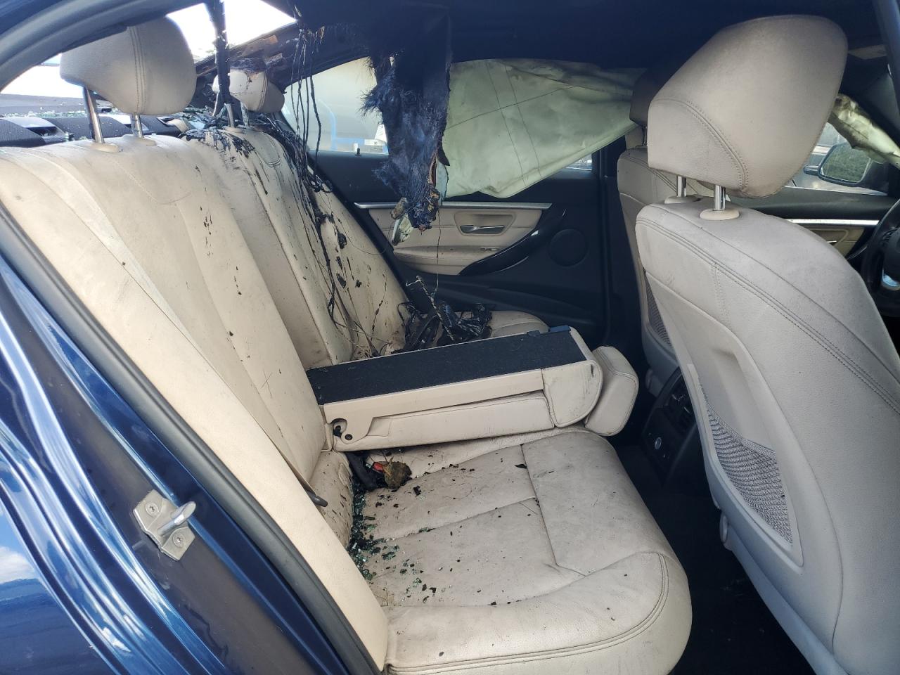 2017 BMW 330 Xi VIN: WBA8D9G34HNU64738 Lot: 83782765