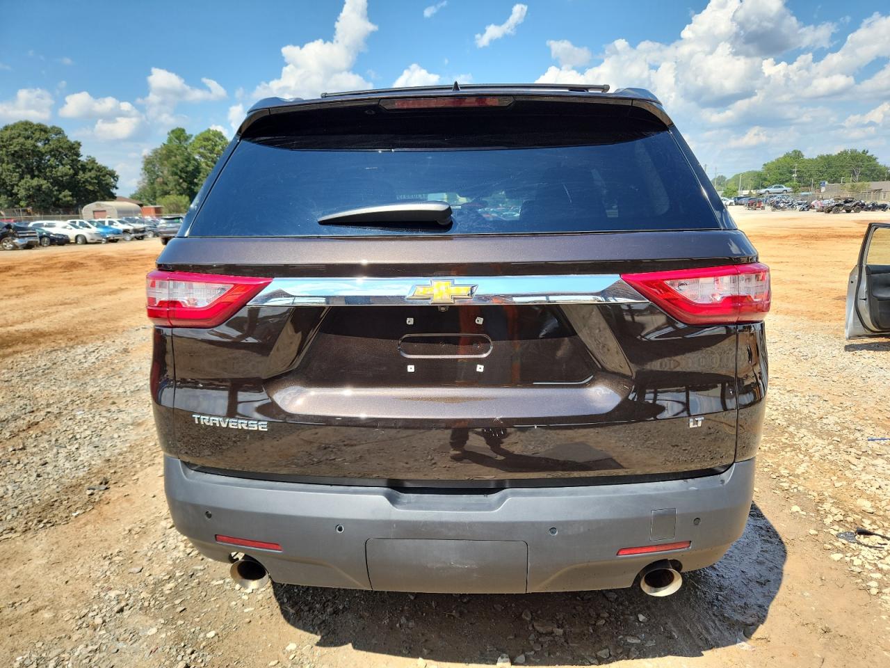 2018 Chevrolet Traverse Lt VIN: 1GNERGKW3JJ126877 Lot: 71099195