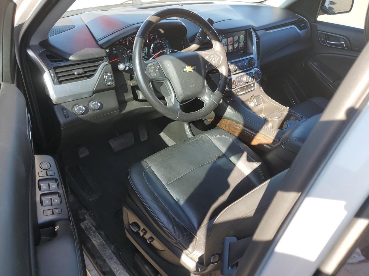 2019 Chevrolet Suburban K1500 Lt VIN: 1GNSKHKC5KR394349 Lot: 81909375