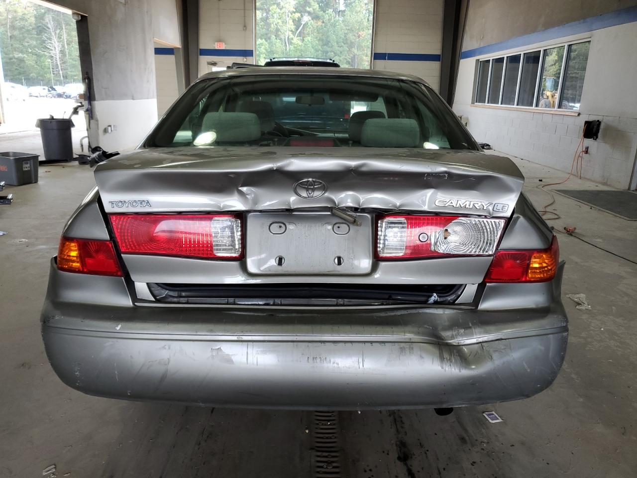 2000 Toyota Camry Ce VIN: JT2BG22K5Y0403037 Lot: 84022845