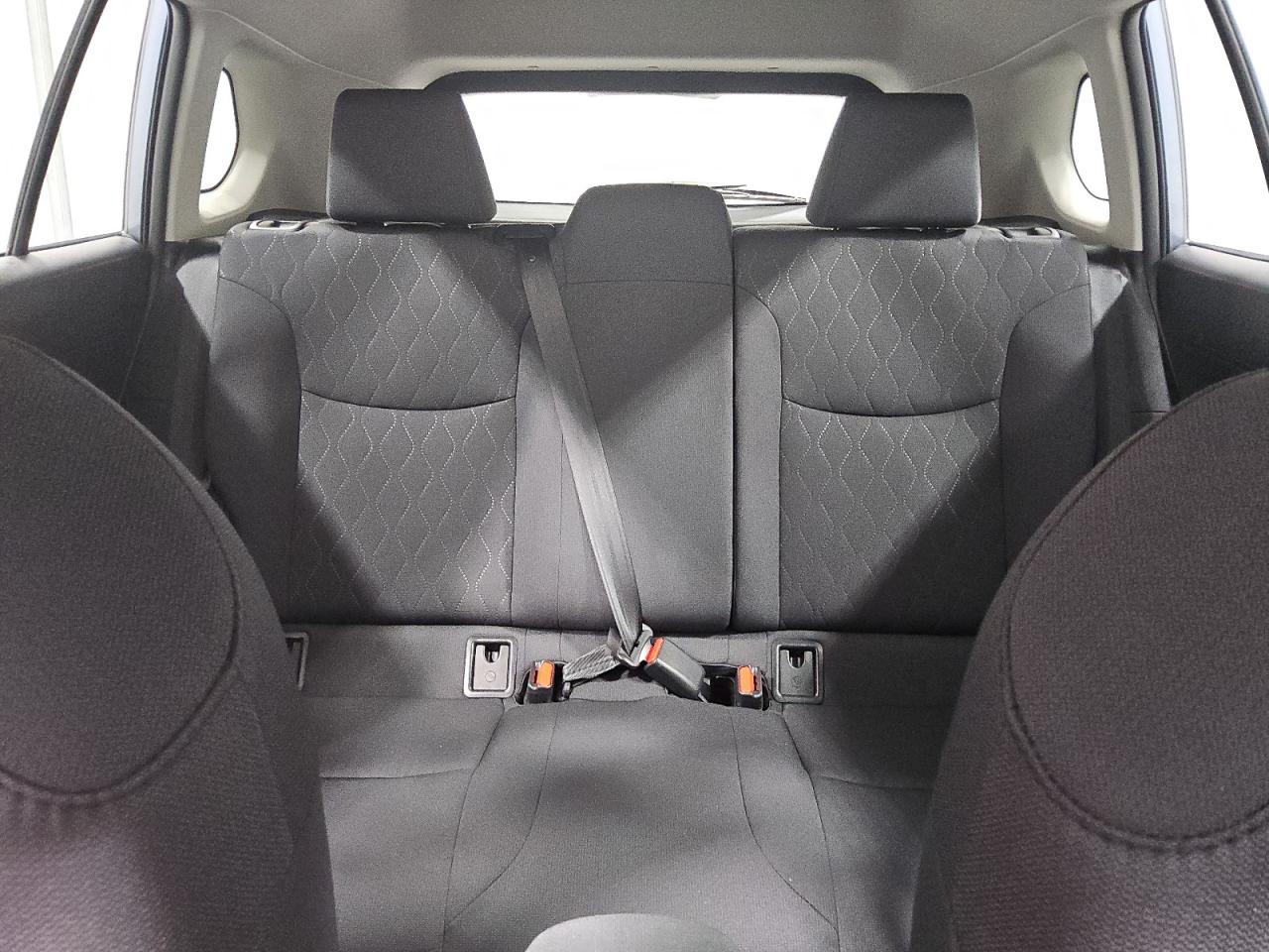 2025 Toyota Corolla Cross Le VIN: 7MUCAAAG7SV137700 Lot: 81002055