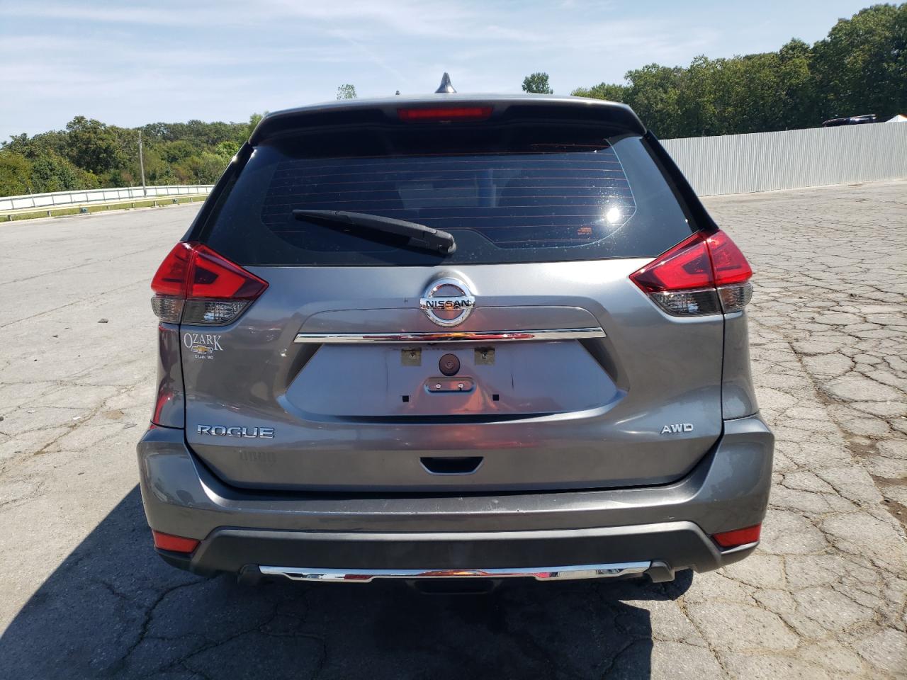 2017 Nissan Rogue S VIN: KNMAT2MV2HP537159 Lot: 71325695