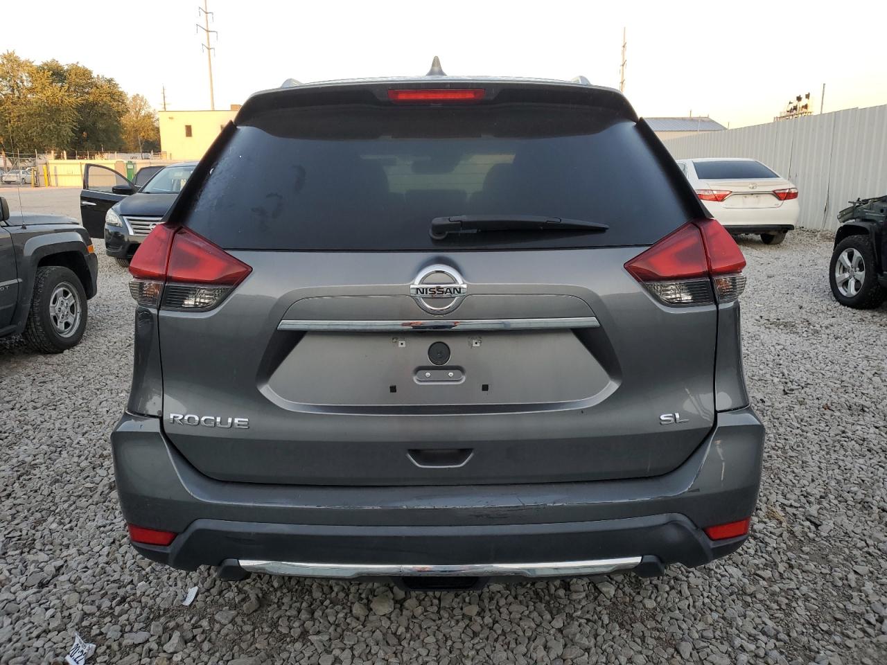 2018 Nissan Rogue S VIN: 5N1AT2MT3JC793379 Lot: 81554705