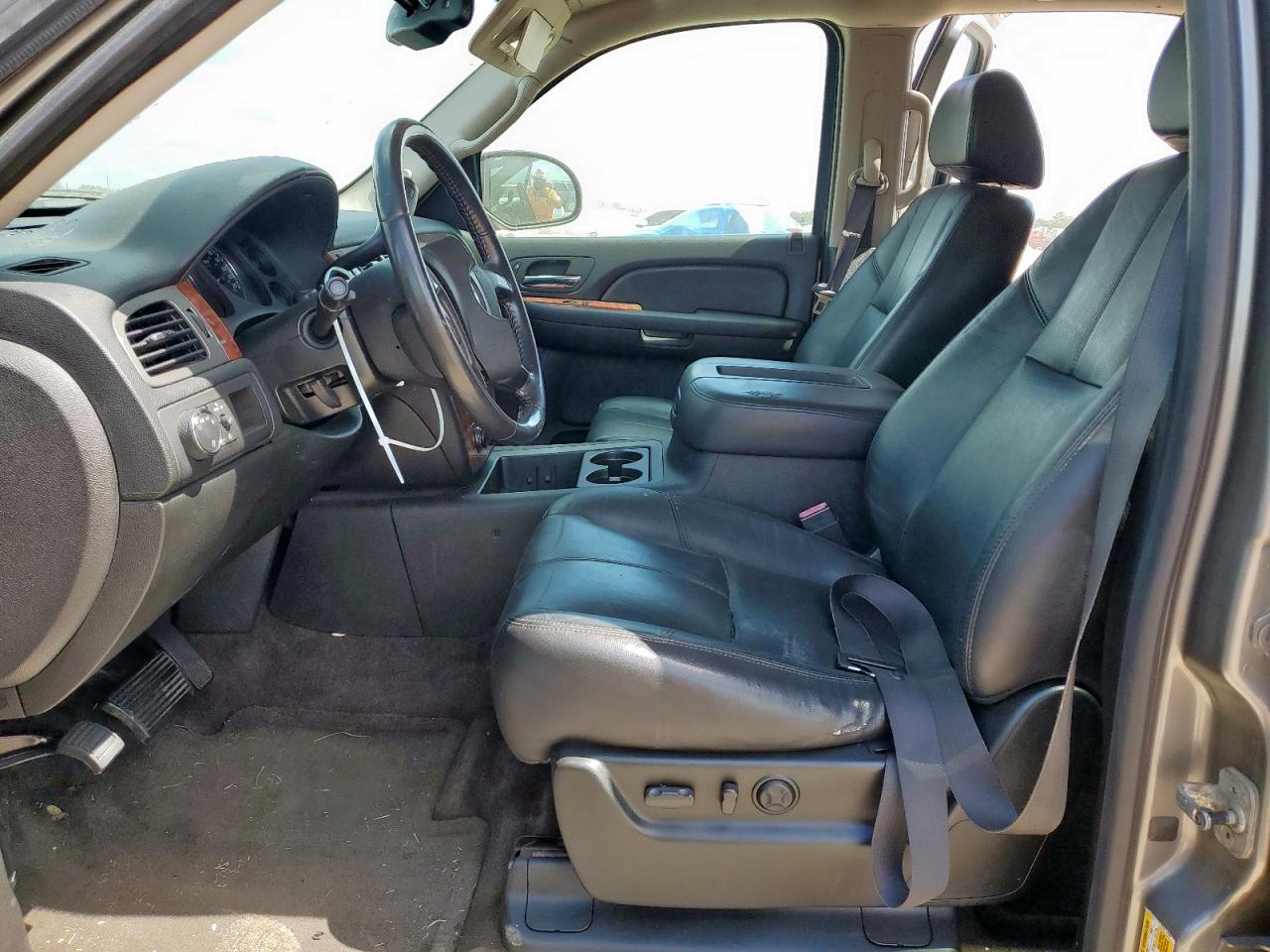 2008 Chevrolet Tahoe C1500 VIN: 1GNFC13018R271439 Lot: 81680805