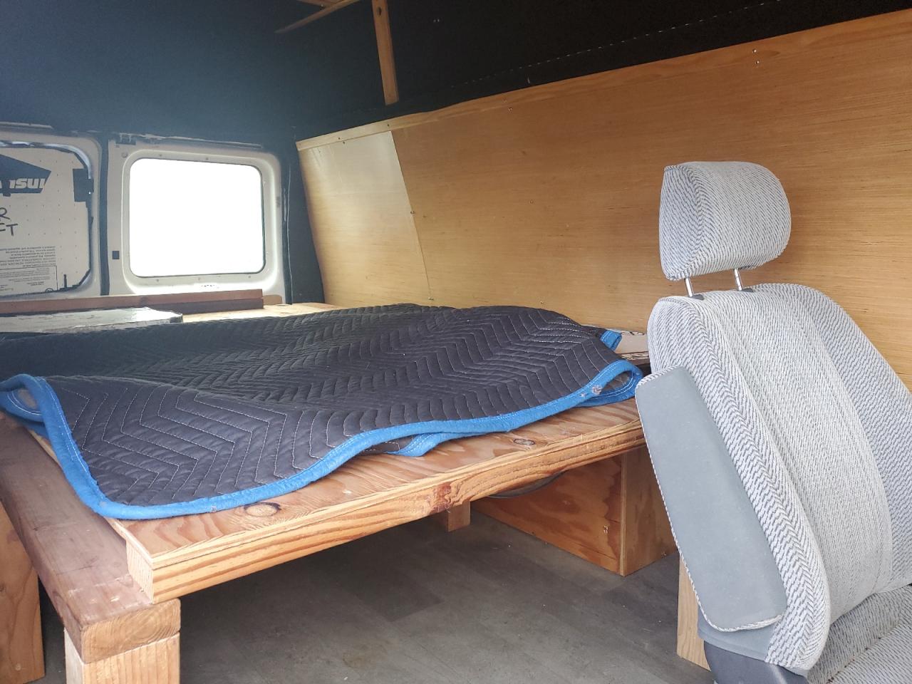 2001 Ford Econoline E350 Super Duty Van VIN: 1FDSS34FX1HB47119 Lot: 84432275