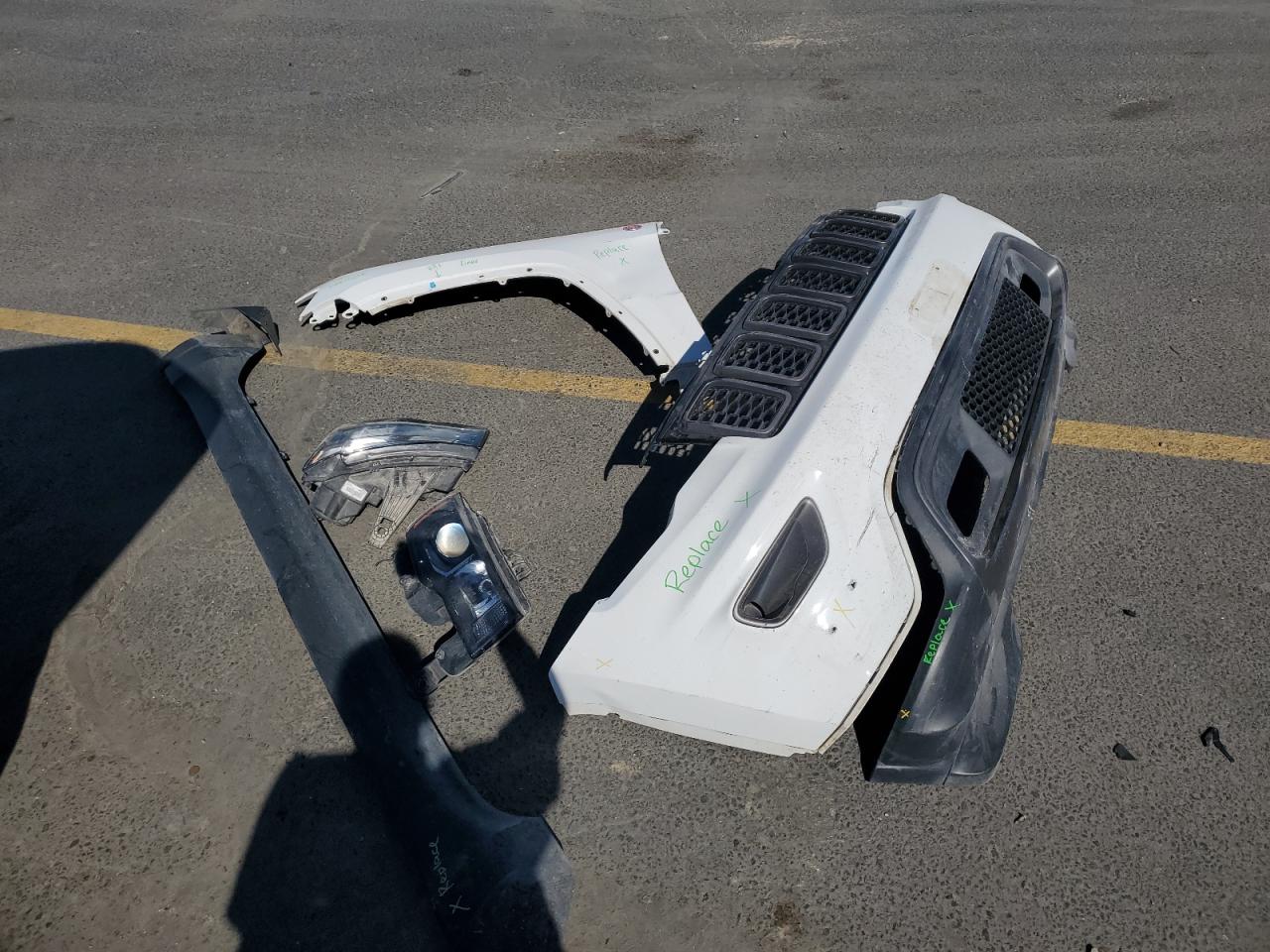 2017 Jeep Grand Cherokee Trailhawk VIN: 1C4RJFLG6HC769743 Lot: 84202935